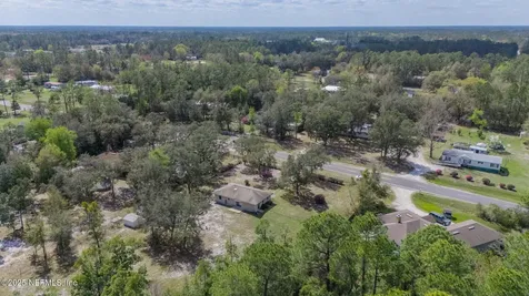 70 N Dolphin Avenue Middleburg FL 32068