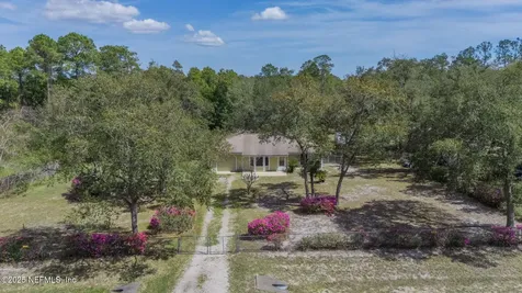 70 N Dolphin Avenue Middleburg FL 32068