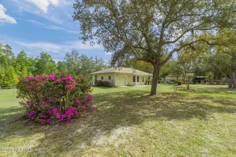 70 N Dolphin Avenue Middleburg FL 32068