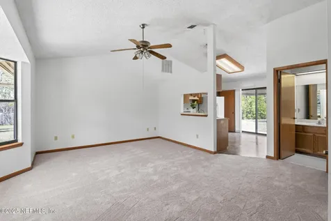70 N Dolphin Avenue Middleburg FL 32068