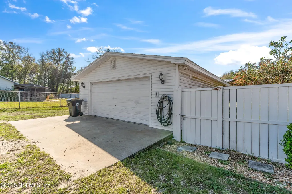 2113 State Road 16 W Green Cove Springs FL 32043