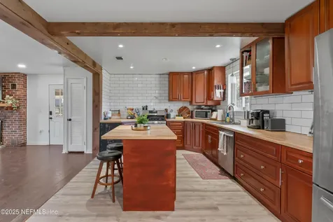 2113 State Road 16 W Green Cove Springs FL 32043