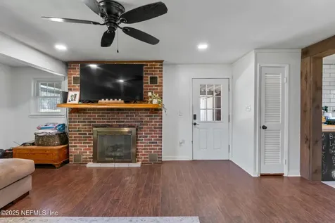2113 State Road 16 W Green Cove Springs FL 32043