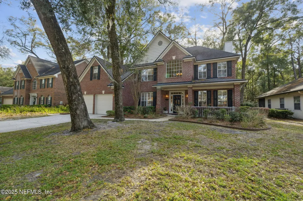 11882 Clearwater Oaks Drive W Jacksonville FL 32223