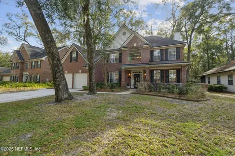 11882 Clearwater Oaks Drive W Jacksonville FL 32223