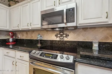 11882 Clearwater Oaks Drive W Jacksonville FL 32223