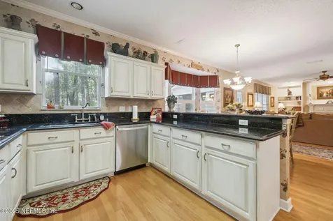 11882 Clearwater Oaks Drive W Jacksonville FL 32223