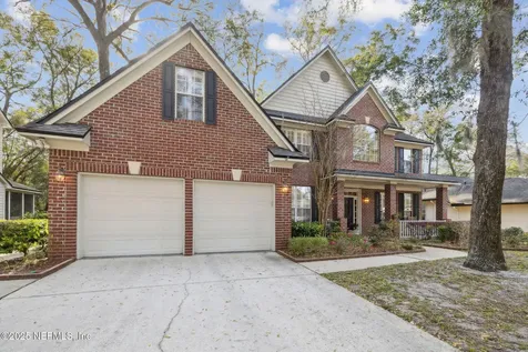 11882 Clearwater Oaks Drive W Jacksonville FL 32223