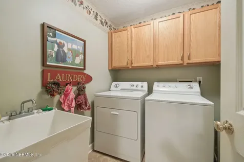 11882 Clearwater Oaks Drive W Jacksonville FL 32223