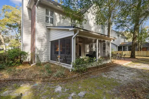 11882 Clearwater Oaks Drive W Jacksonville FL 32223