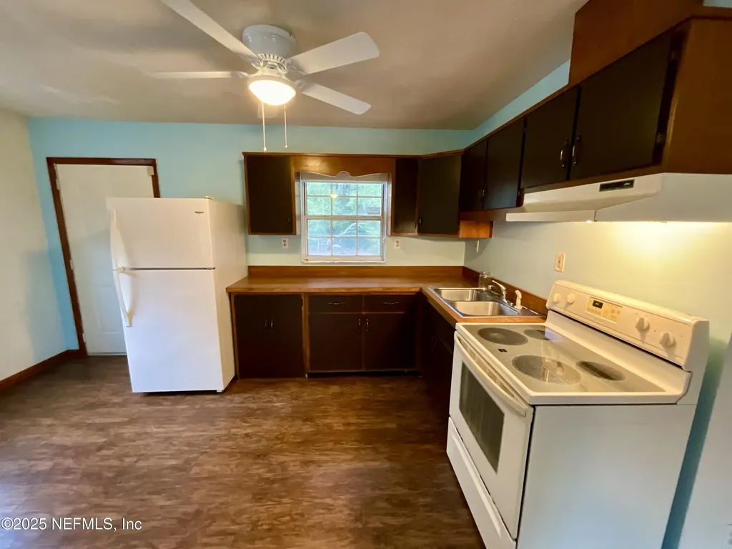600 Wakulla Street Florahome FL 32140