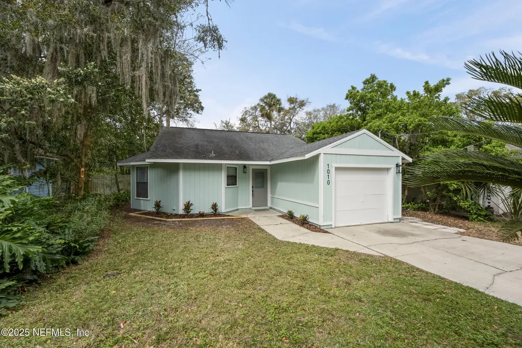 1010 Camelia Street Atlantic Beach FL 32233