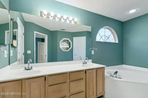 1720 Muirfield Drive Green Cove Springs FL 32043