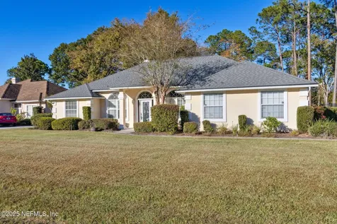 1720 Muirfield Drive Green Cove Springs FL 32043