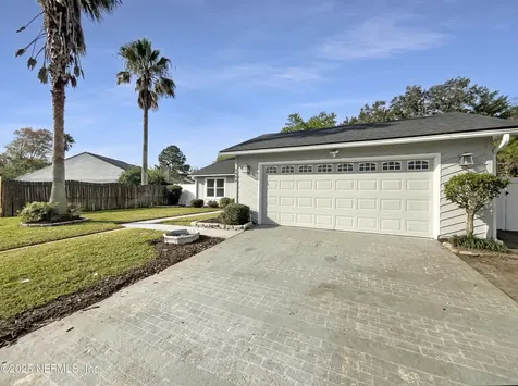 8048 Swamp Flower Drive Jacksonville FL 32244