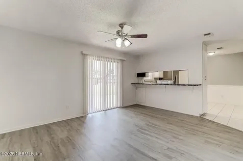 9136 Warwickshire Road Jacksonville FL 32257