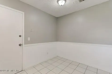 9136 Warwickshire Road Jacksonville FL 32257