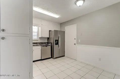 9136 Warwickshire Road Jacksonville FL 32257