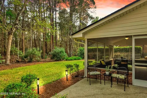 8729 Autumn Green Drive Jacksonville FL 32256