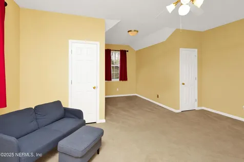 8729 Autumn Green Drive Jacksonville FL 32256
