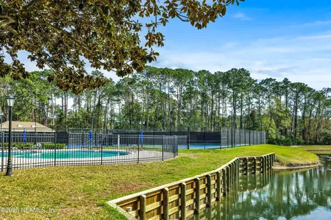8729 Autumn Green Drive Jacksonville FL 32256