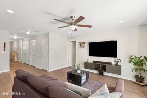 1383 Sarahs Landing Drive Jacksonville FL 32221