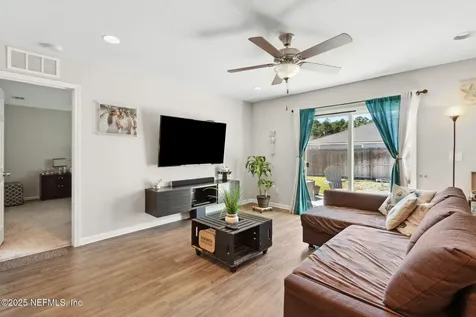 1383 Sarahs Landing Drive Jacksonville FL 32221