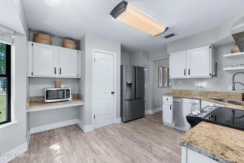 125 Prindle Drive E Jacksonville FL 32225