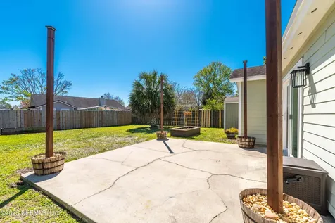 125 Prindle Drive E Jacksonville FL 32225