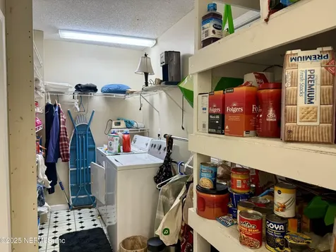 24 Azalea Avenue Middleburg FL 32068