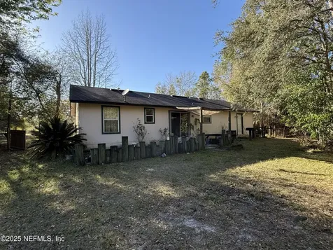 24 Azalea Avenue Middleburg FL 32068