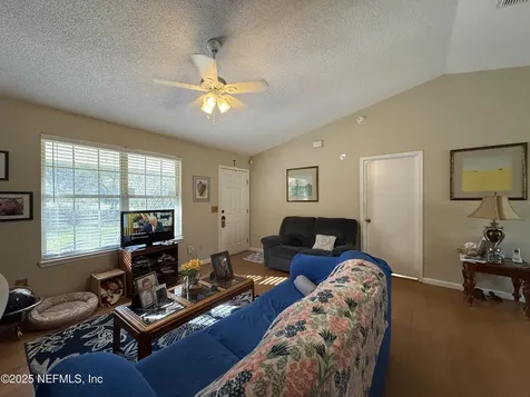 24 Azalea Avenue Middleburg FL 32068