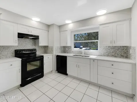7027 Beechfern Lane S Jacksonville FL 32244