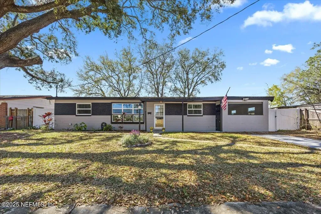 11634 Surfwood Avenue Jacksonville FL 32246