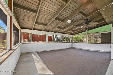 11634 Surfwood Avenue Jacksonville FL 32246