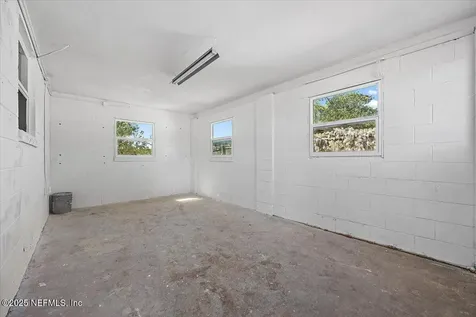 11634 Surfwood Avenue Jacksonville FL 32246