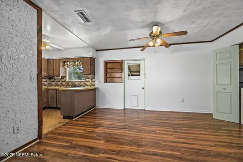 11634 Surfwood Avenue Jacksonville FL 32246