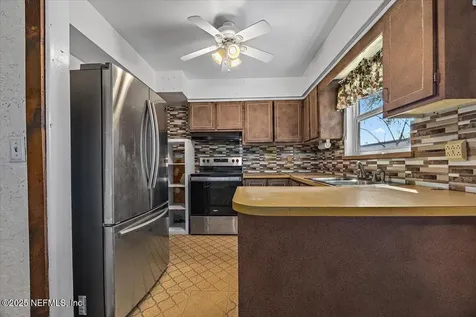 11634 Surfwood Avenue Jacksonville FL 32246