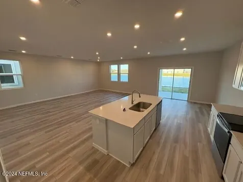 68 Brazil Nut Circle Jacksonville FL 32218