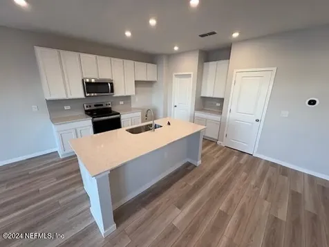 68 Brazil Nut Circle Jacksonville FL 32218