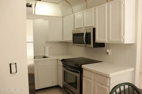 8147 Cayuga Trail E Jacksonville FL 32244