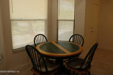 8147 Cayuga Trail E Jacksonville FL 32244