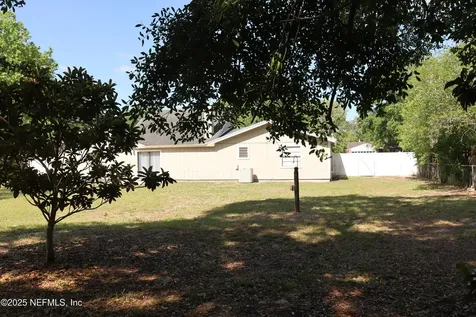 8147 Cayuga Trail E Jacksonville FL 32244