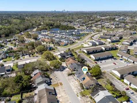 8331 Century Point Drive N Jacksonville FL 32216
