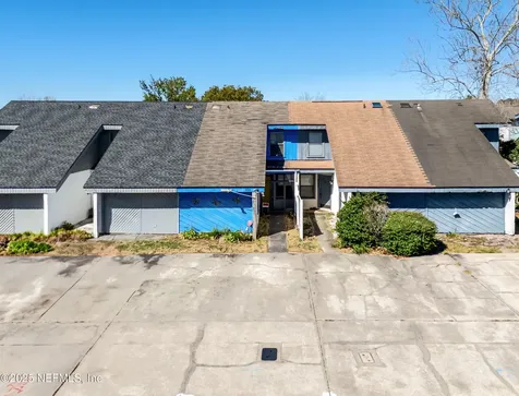 8331 Century Point Drive N Jacksonville FL 32216