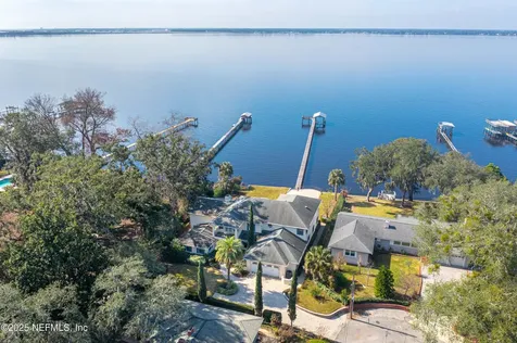 1204 Jean Court Jacksonville FL 32207