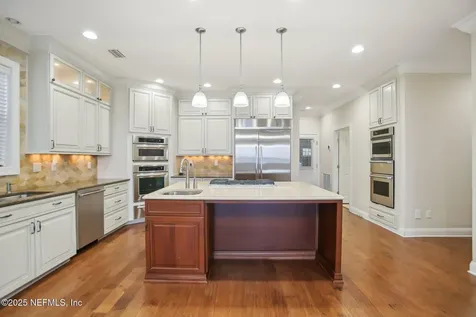 1204 Jean Court Jacksonville FL 32207