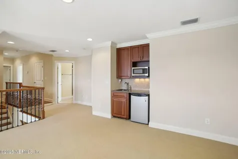 1204 Jean Court Jacksonville FL 32207