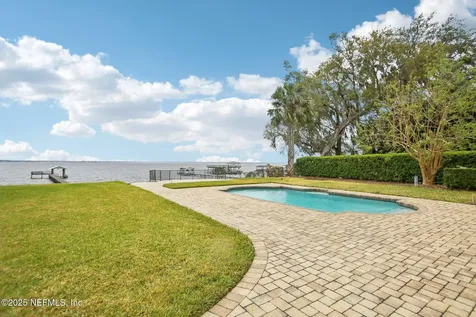 1204 Jean Court Jacksonville FL 32207