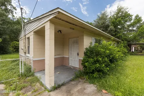 1120 Carthage Drive Jacksonville FL 32218